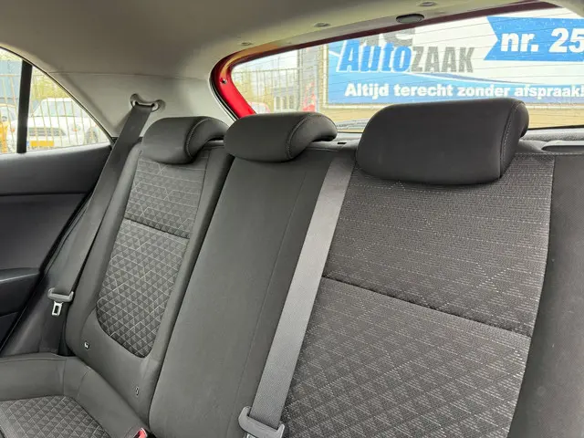 Kia Rio 1.2 CVVT Navigator Camera 2019 Benzine 8