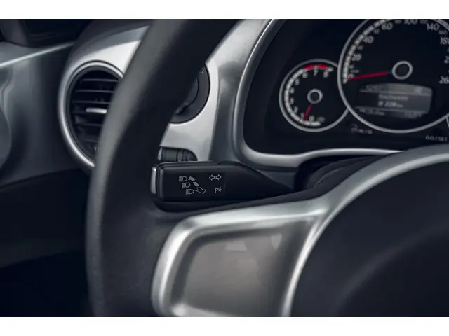 Volkswagen Beetle Cabriolet 1.2 TSI 2014 Benzine 25