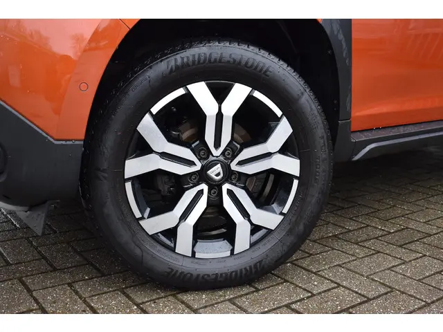 Dacia Duster 1.0 TCe Bi-Fuel Prestige 2022 Benzine 8