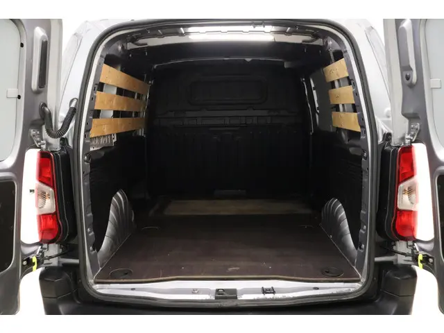 Opel Combo 1.5D L1H1 Edition 2020 Diesel 10
