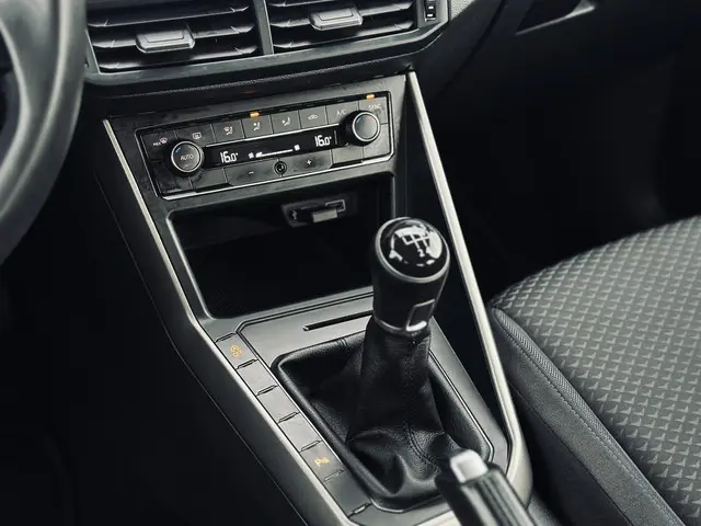 Volkswagen Polo 1.0 TSI Beats 2018 Benzine 18