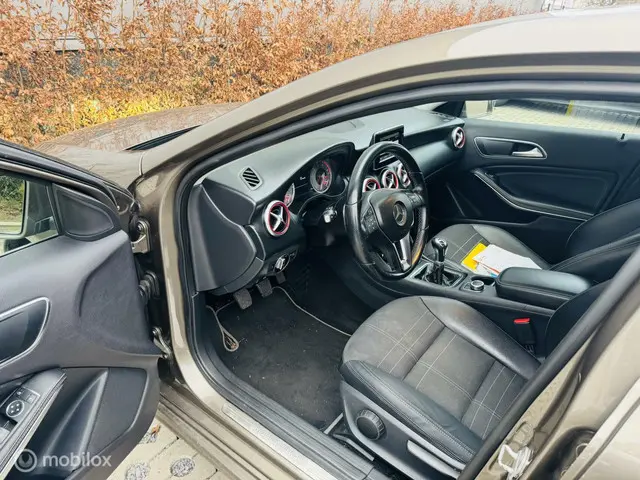 Mercedes-Benz A-Klasse 200 Ambition 2013 Benzine 8