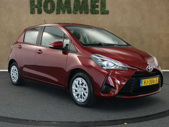 Toyota Yaris 1.5 VVT-i Aspiration 2017 Benzine 2