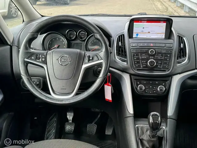Opel Zafira Tourer 1.6 Innovation 2016 CNG 2