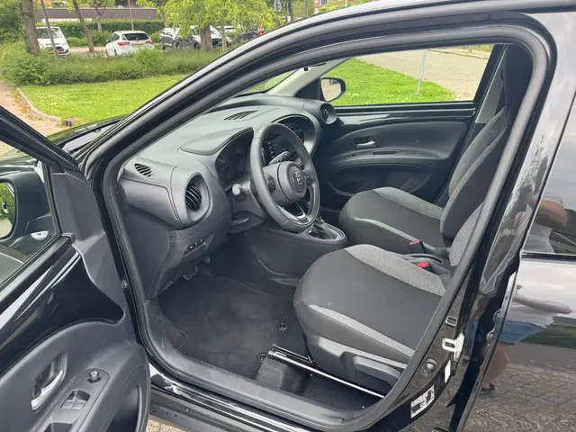 Toyota Aygo X 1.0 VVT-i S-CVT Play 2023 Benzine 9