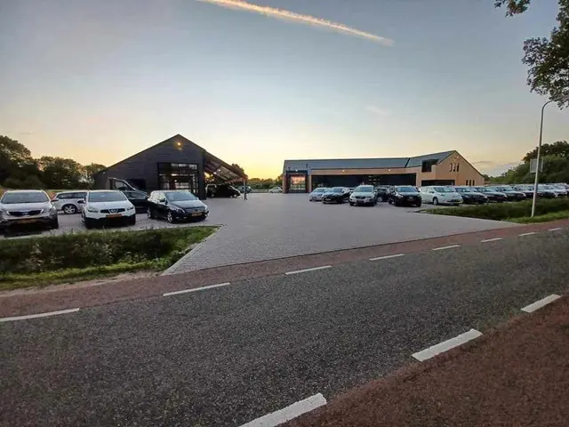 Mercedes-Benz GLA 180 Activity Edition 2017 Benzine 8