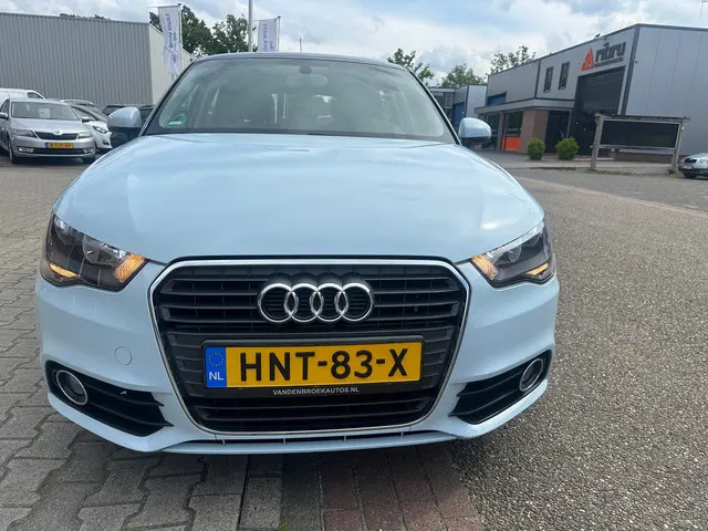 Audi A1 Sportback 1.2 TFSI Ambition Pro Line 2013 Benzine 6