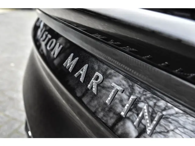 Aston Martin DBS DBS Superleggera 2020 Benzine 20