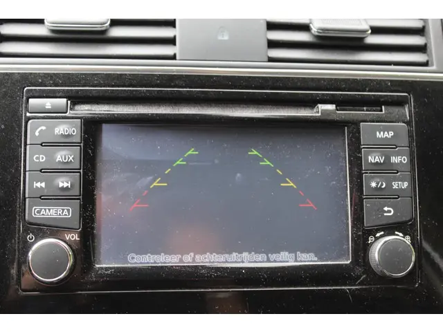 Nissan Pulsar 1.2 DIG-T N-Connecta 2017 Benzine 15