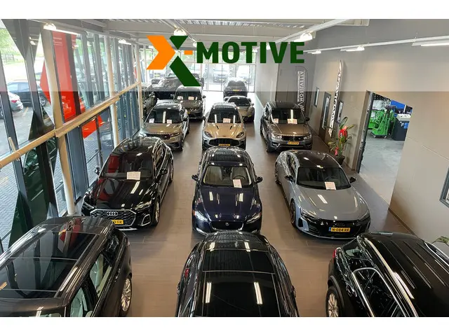 BMW i8 1.5 2015 Hybride Benzine 30