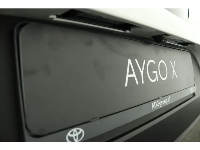 Toyota Aygo X Hybrid 115 play 2026 Hybride Benzine 41