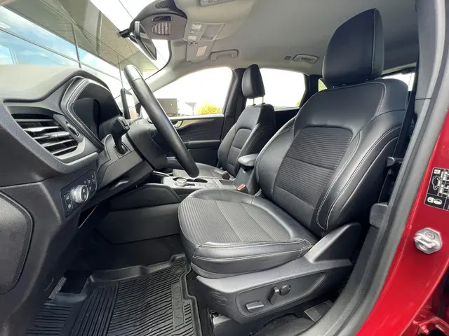 Ford Kuga 2.5 PHEV Titanium 2022 Hybride Benzine 7