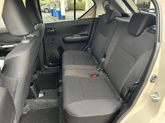 Suzuki Ignis 1.2 Smart Hybrid Select 2021 Benzine 13