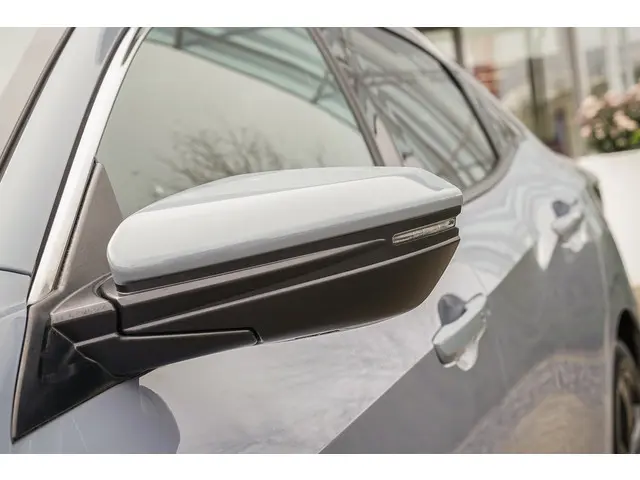 Honda Civic 1.0i VTEC EXECUTIVE 2020 Benzine 29