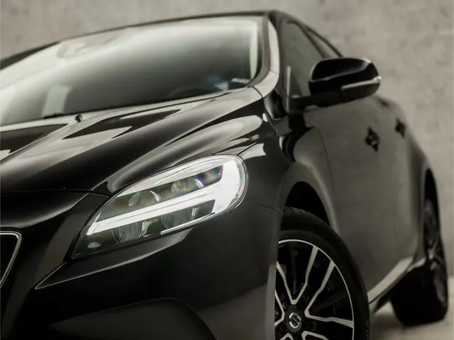 Volvo V40 1.5 T2 Polar+ Sport 2019 Benzine 14