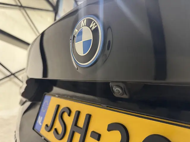 BMW X3 xDrive30e Business 2021 Hybride Benzine 25