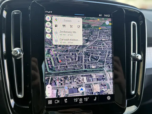 Volvo XC40 2.0 B4 Plus Dark 2025 Benzine 11