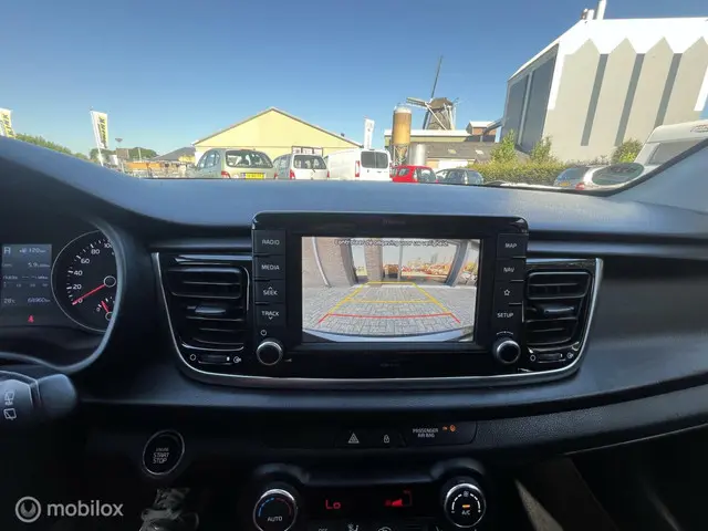 Kia Rio 1.4 Dynamic | 1e eigenaar 2017 Benzine 12