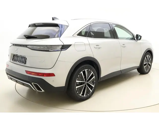 DS DS 7 E-Tense 4x4 Opéra 2024 Hybride Benzine 2