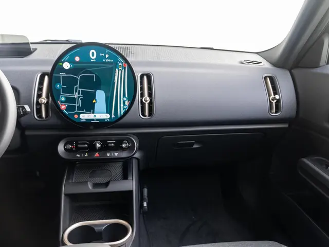 MINI Countryman C 2026 Benzine 9