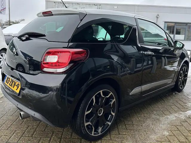 Citroën DS3 1.2 VTi Business 2012 Benzine 3