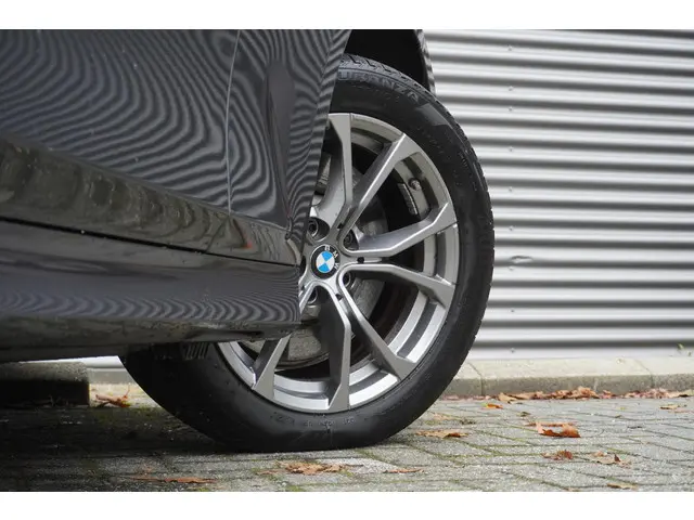 BMW 3 Serie Touring 330e 2021 Hybride Benzine 22