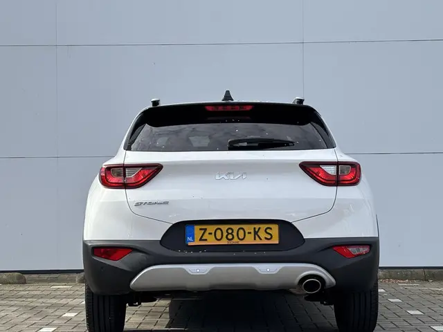 Kia Stonic 1.0 T-GDi MHEV DynamicPlusLine 2023 Benzine 18