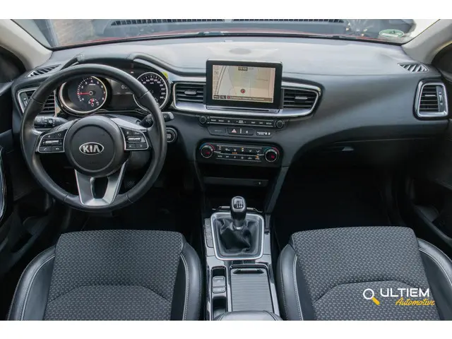 Kia Ceed 1.0 T-GDi ExecutiveLine 2019 Benzine 8