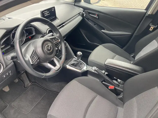 Mazda 2 Skyactiv-G 90 5MT GT-M 2019 Benzine 12