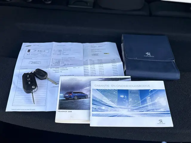 Peugeot 308 1.2 PureTech Style 2016 Benzine 22