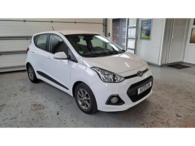 Hyundai i10 1.0i i-Motion Premium 2015 Benzine 3