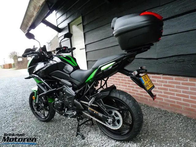 Kawasaki Versys 650 ABS 2022 Benzine 10