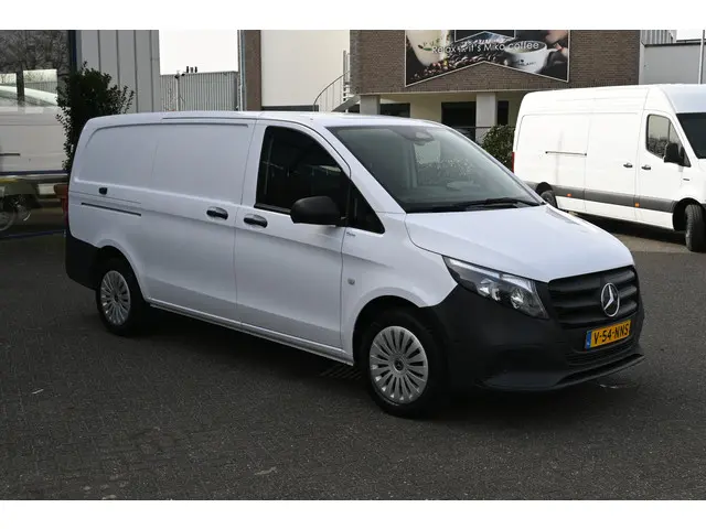 Mercedes-Benz Vito 116 CDI L2 Pro 2024 Diesel 9