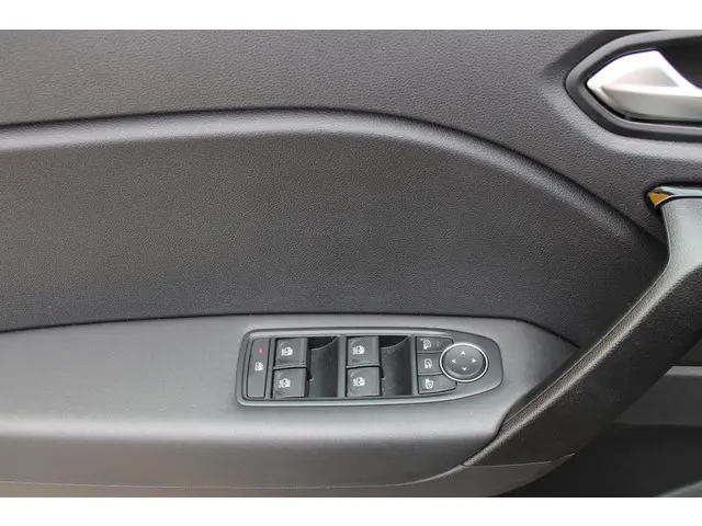 Renault Captur TCe 140 Intens EDC Automaat 2021 Benzine 14