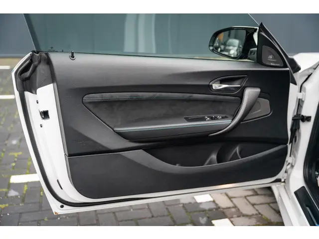 BMW M2 2-serie Coupé Competition Handbak 2019 Benzine 33