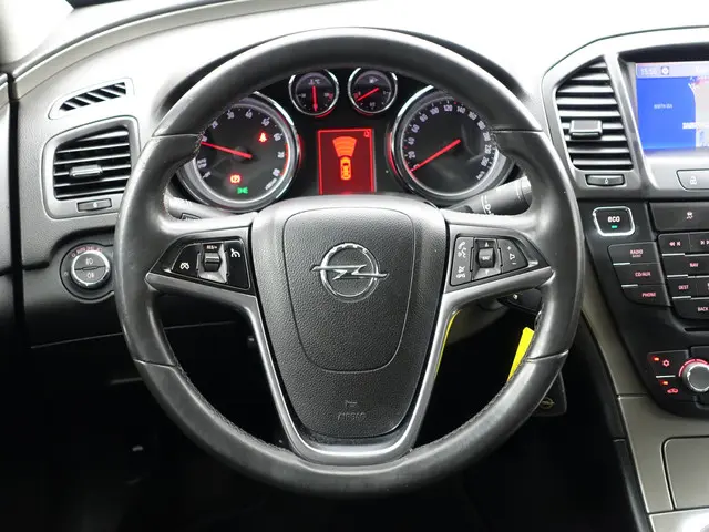Opel Insignia 1.4 Turbo EcoFLEX Business+ 2013 Benzine 11