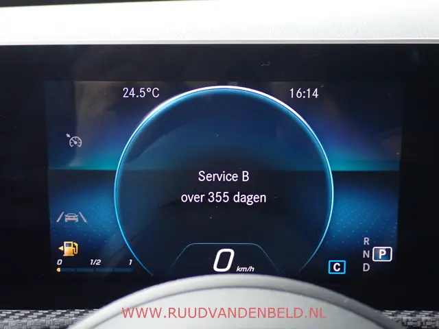 Mercedes-Benz CLA Shooting Brake 180 2020 Benzine 27