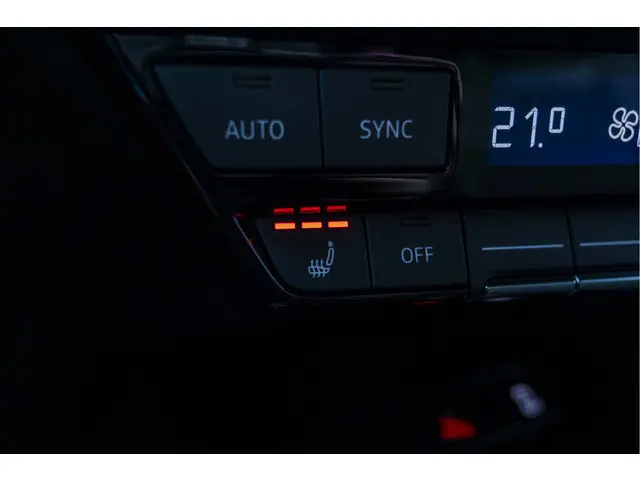 Audi Q4 e-tron 35 S edition 55 kWh 2022 Elektrisch 24
