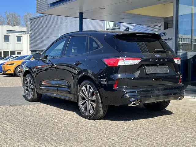 Ford Kuga 2.5 PHEV ST-Line X 2024 Hybride Benzine 10