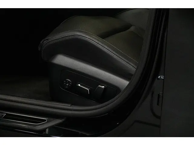 BMW M5 5-serie 2025 Hybride Benzine 26