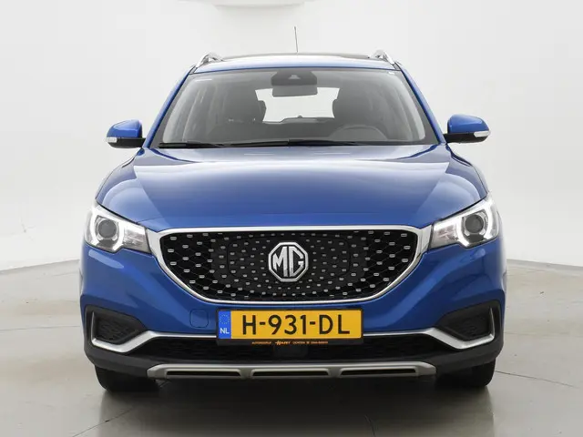 MG ZS-EV MG 45 kWh LUXURY + PANORAMA / LEDER 2019 Elektrisch 9
