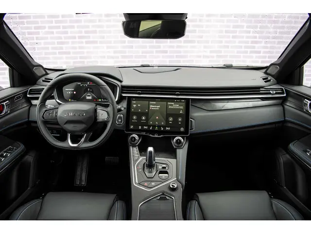 Lynk & Co 01 1.5 2025 Hybride Benzine 5