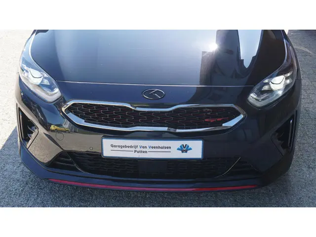 Kia ProCeed 1.6 T-GDI 205pk GT 2019 Benzine 53