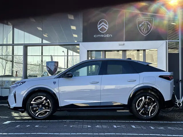 Peugeot e-3008 GT Avantage 210 73 kWh 2025 Elektrisch 4