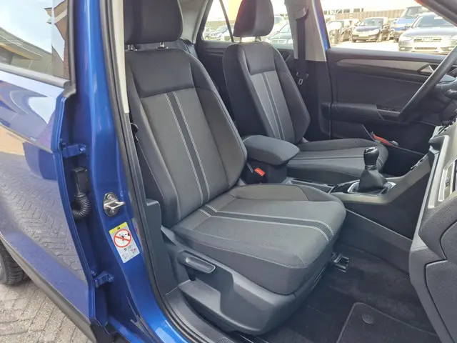 Volkswagen T-Roc 1.0 TSI Style Business 2021 Benzine 9