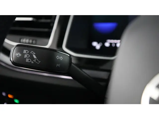 Volkswagen Polo 1.0 TSI 95pk Style DSG 2023 Benzine 21