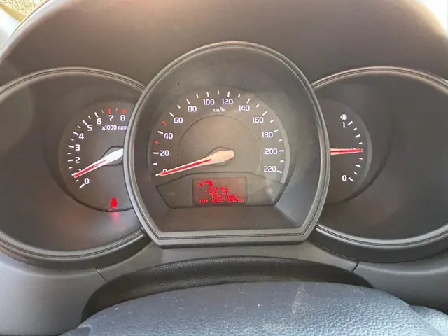 Kia Rio 1.2 CVVT Plus Pack 2013 Benzine 15