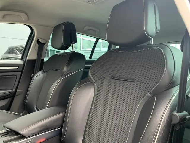 Renault Mégane Estate 1.3 TCe Bose 2019 Benzine 27