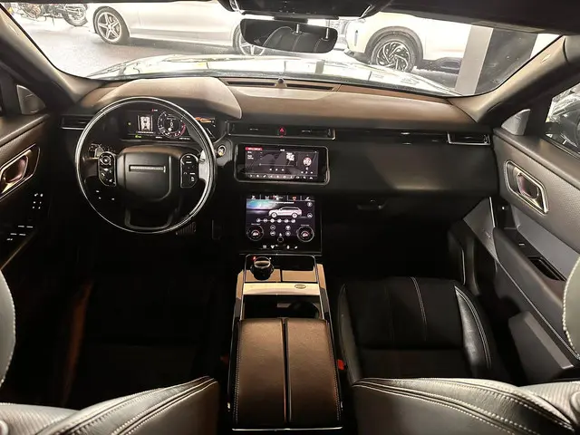 Land Rover Range Rover Velar R-Dynamic 2018 Benzine 9