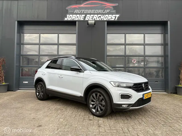 Volkswagen T-Roc 1.5 TSI Sport 2021 Benzine 3